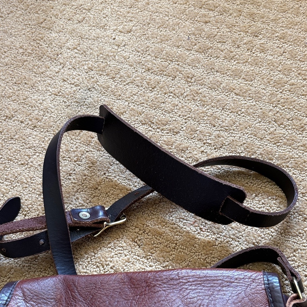 Duluth Pack Bison Leather Medium Shell Purse - image 3